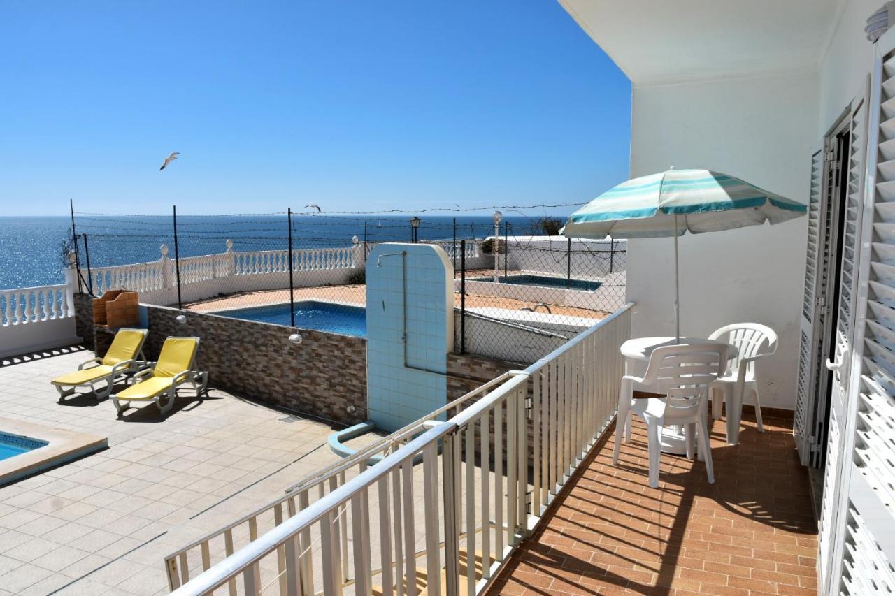אלבופיירה Apartamentos Encosta Do Mar מראה חיצוני תמונה