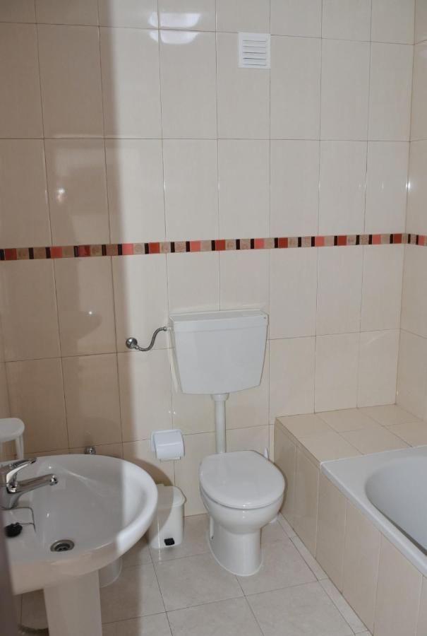 אלבופיירה Apartamentos Encosta Do Mar מראה חיצוני תמונה